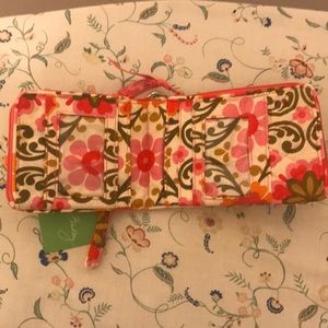 VERA BRADLEY double ID wristlet wallet!!!